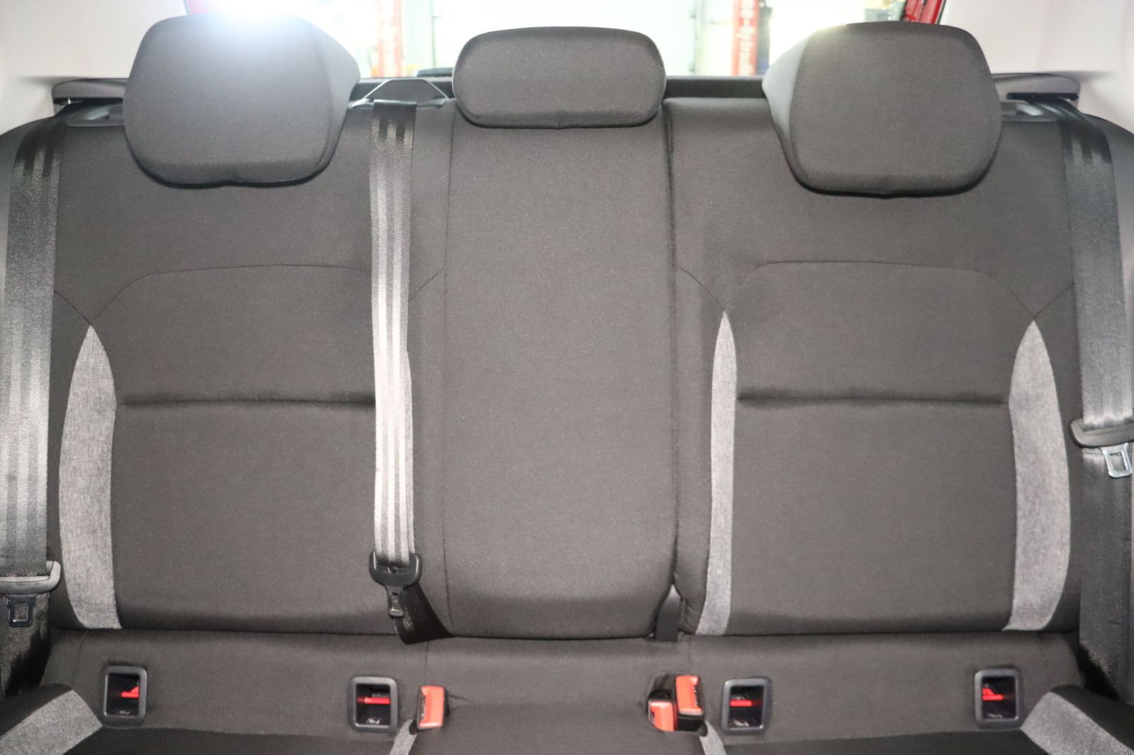 Fahrzeugabbildung SKODA Fabia 1.0 MPi * 1.Hd * LED * Klima