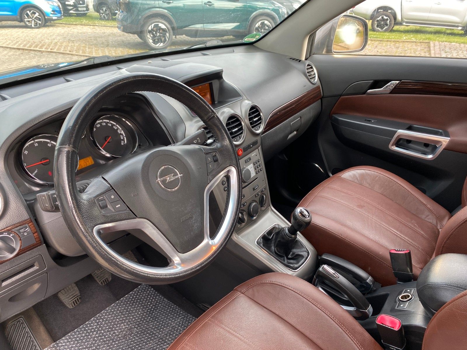 Fahrzeugabbildung Opel Antara Cosmo 4x4