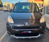 Peugeot Partner Tepee 1.6 HDi 92CV Active - Peugeot Partner Tepee aus 2015