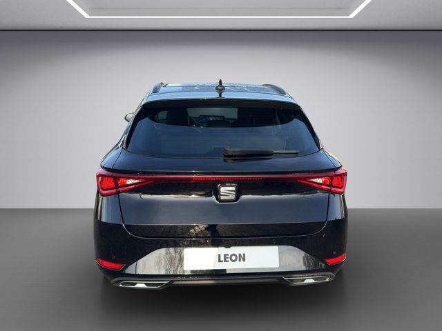 Leon ST FR SHZ KAMERA NAVI ACC FACEL. LED PANO