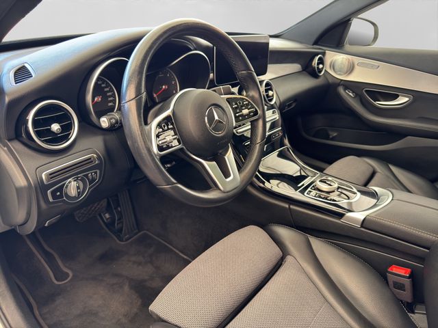 Fahrzeugabbildung Mercedes-Benz C 300 T de Avantgarde+Pano+Burmester+CarPlay