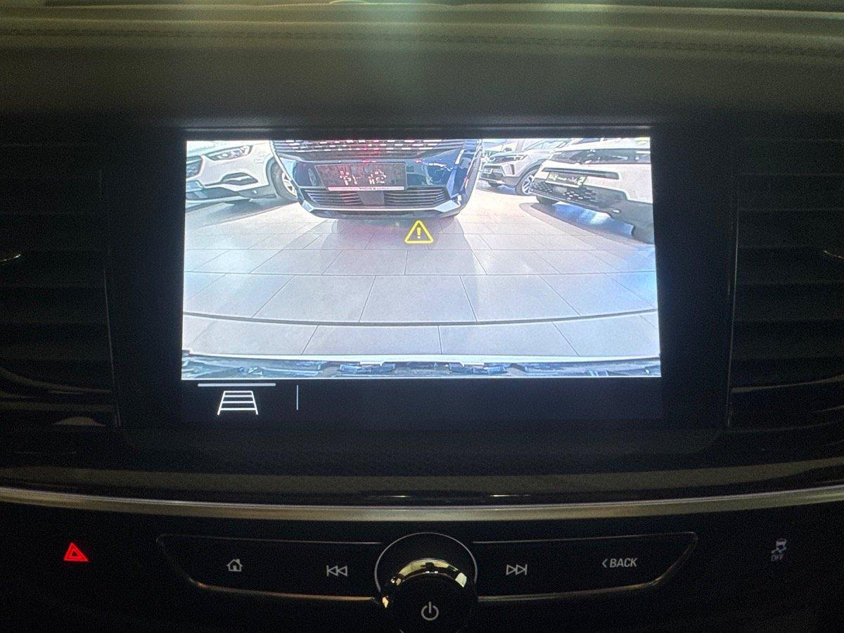 Opel Insignia B Grand Sport 2.0 CDTI Ultimate ACC+LM