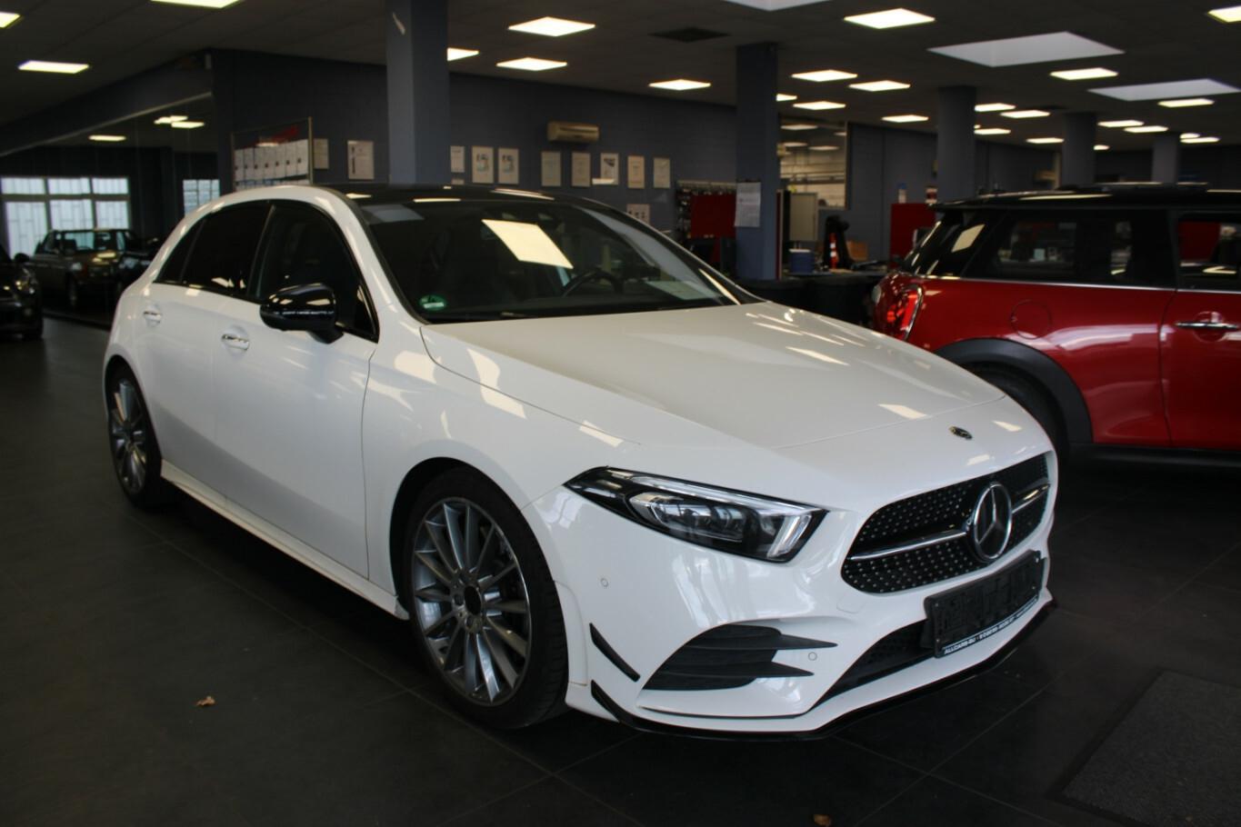 Mercedes-Benz A 250 AMG Line Leder - Pano - Navi - 360