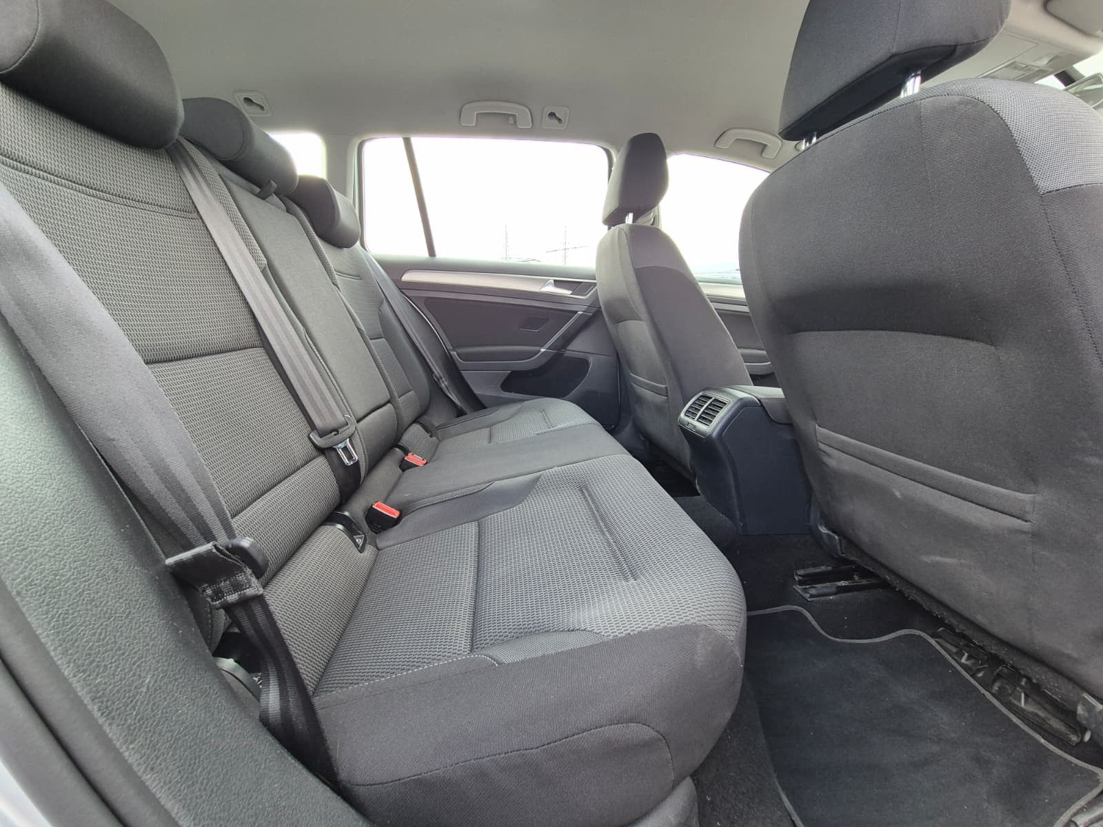 Fahrzeugabbildung Volkswagen Golf 1.6 TDI Comfortline BMT*PDC*TEMPOMAT*