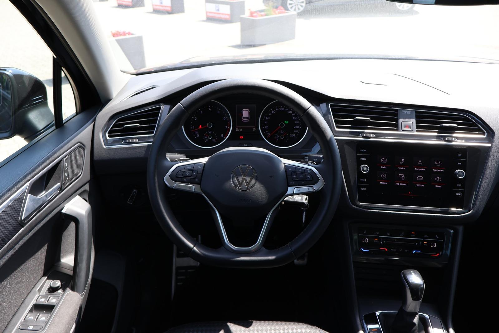 Volkswagen Tiguan 1.5TSI United LED Navi ACC AHK PDC USB, миниатюра 12