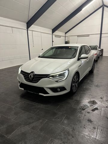 Renault Megane IV Lim. 5-trg. BOSE-Edition