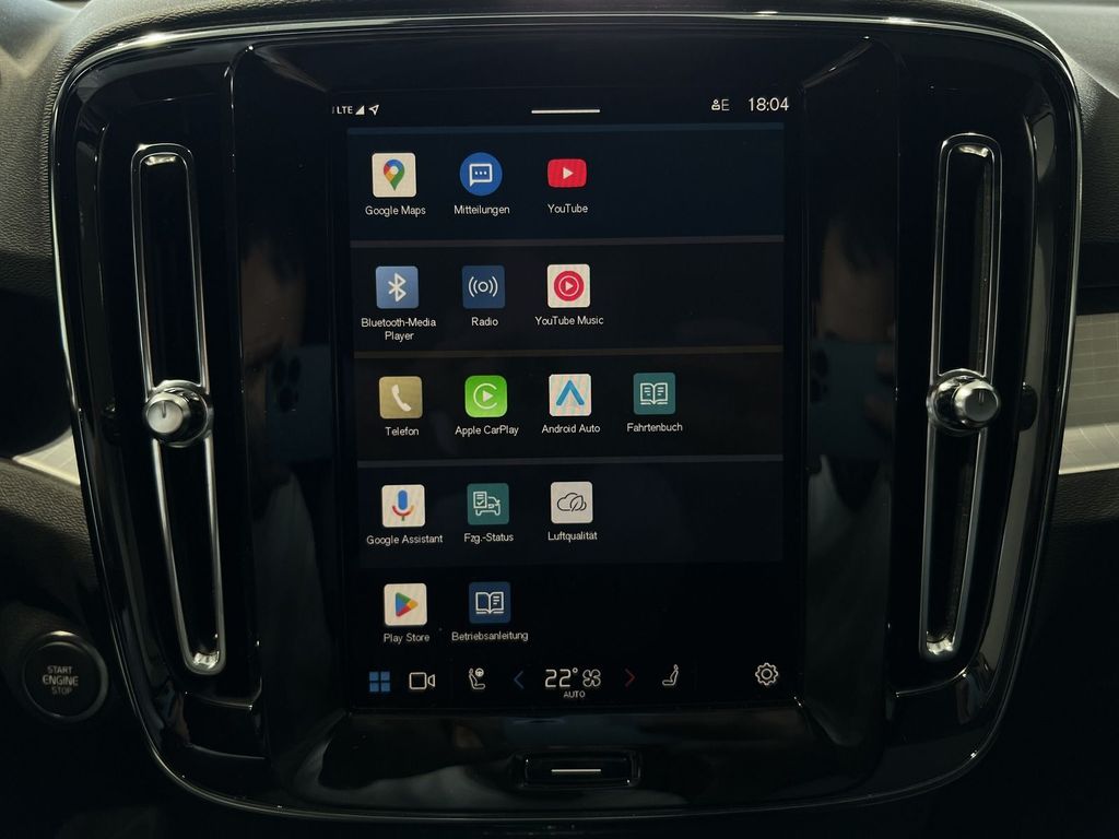 Volvo XC40 B3 Plus Dark ACC BLIS 360° H/K LED Navi SHZ