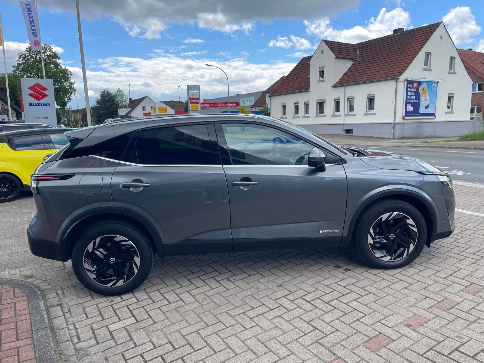 Fahrzeugabbildung Nissan Qashqai 1.5 e-Power N-Connecta Technikp./Winterp
