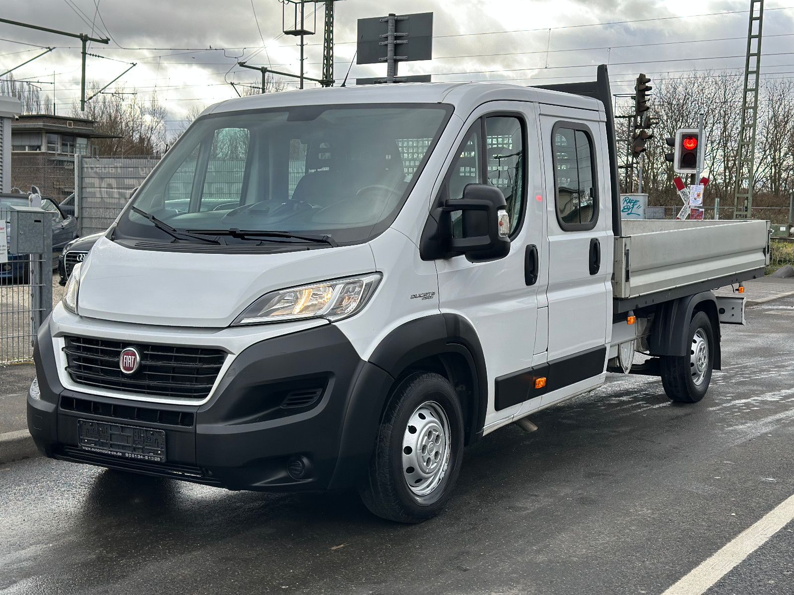 Fahrzeugabbildung Fiat DUCATO MAXI 7 SITZER PRITSCHE/KIPPER DOPPELK 35