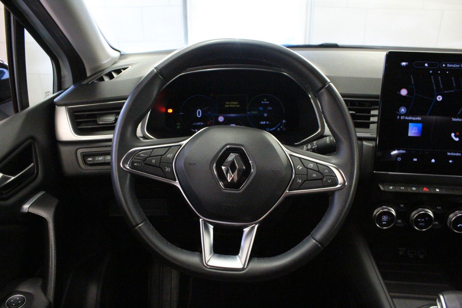 Fahrzeugabbildung Renault Captur E-Tech Plug-in 160 Plug in Hybrid