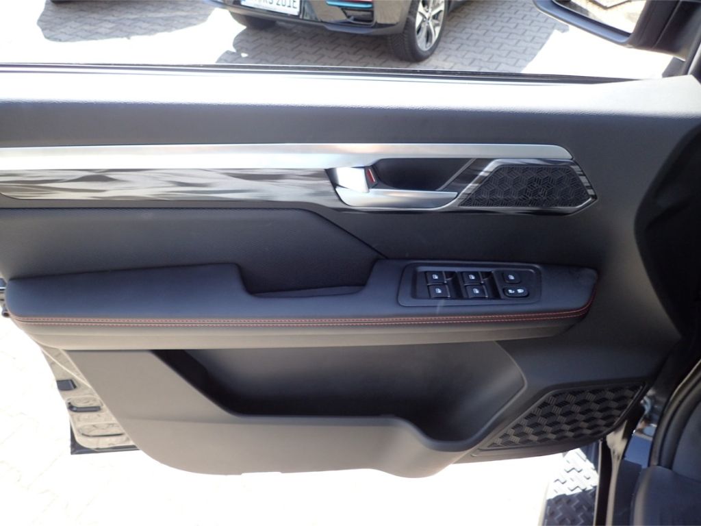 Fahrzeugabbildung JAC 8 Pro 2.4 4x4 3T Anhängelast Carplay/AndroidAuto