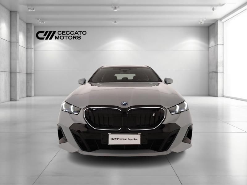BMW i5 Touring MSport Pro eDrive40 imagem 2