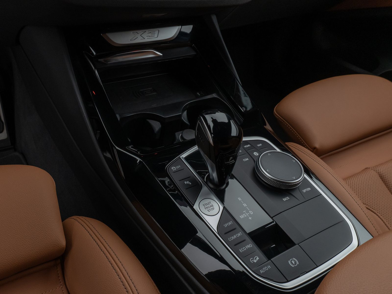 Fahrzeugabbildung BMW X3 xD20d MSport Individual HiFi Kamera DAB Alarm