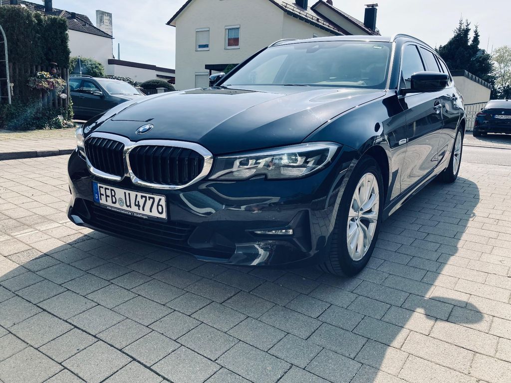 Image of BMW 320