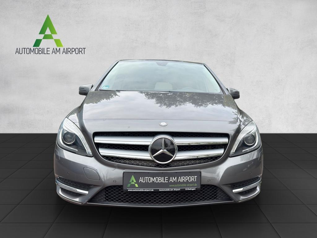 Mercedes-Benz B 180