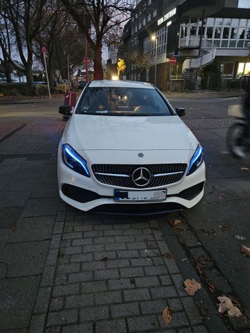 MERCEDES-BENZ A 180 BlueEFFICIENCY AMG-Line + Kamera