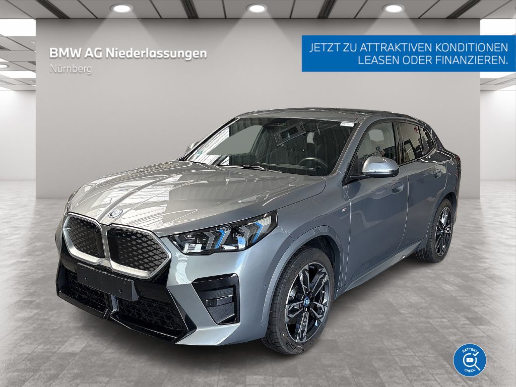 BMW iX2 xDrive30 *Kamera*MSport*Panorama*AHK