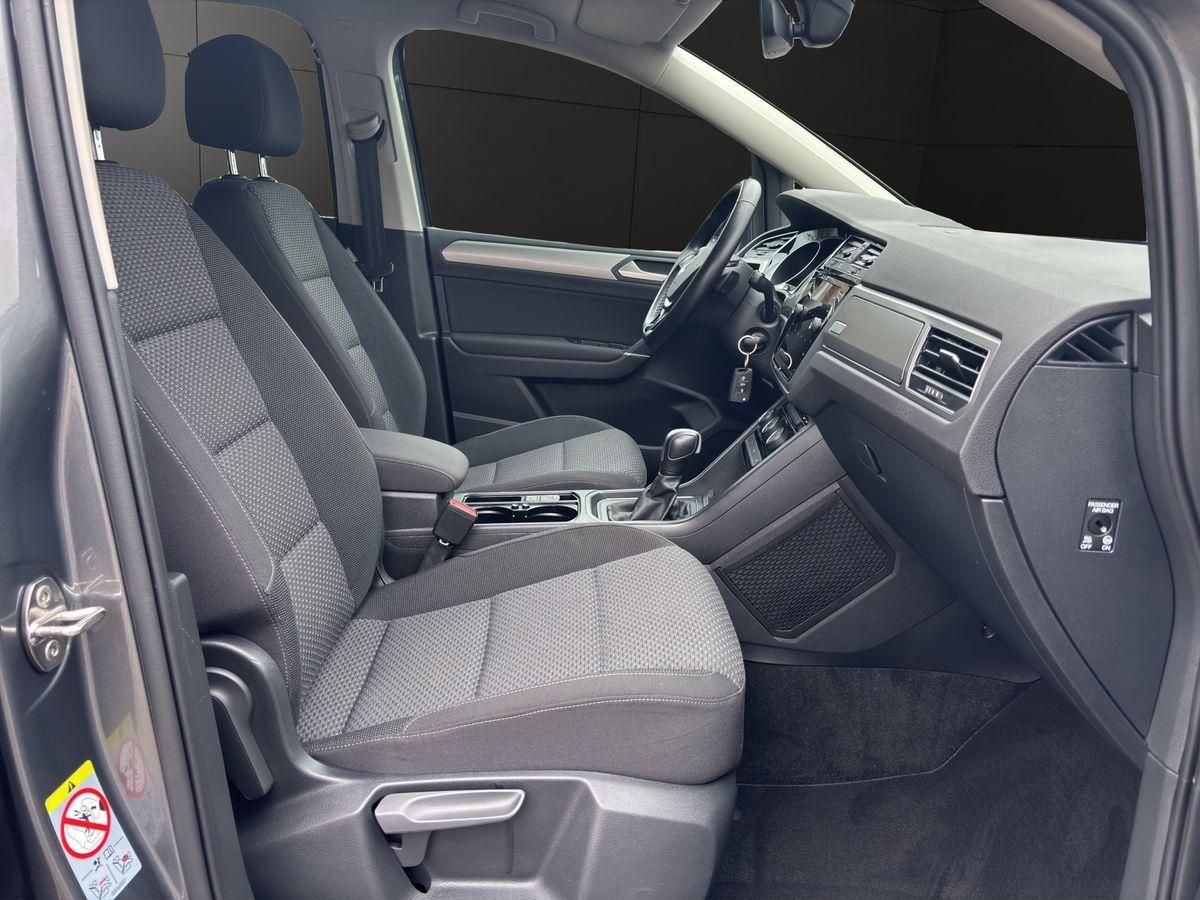 Touran Comfortline DSG PDC v+h KLIMAAUTO LED