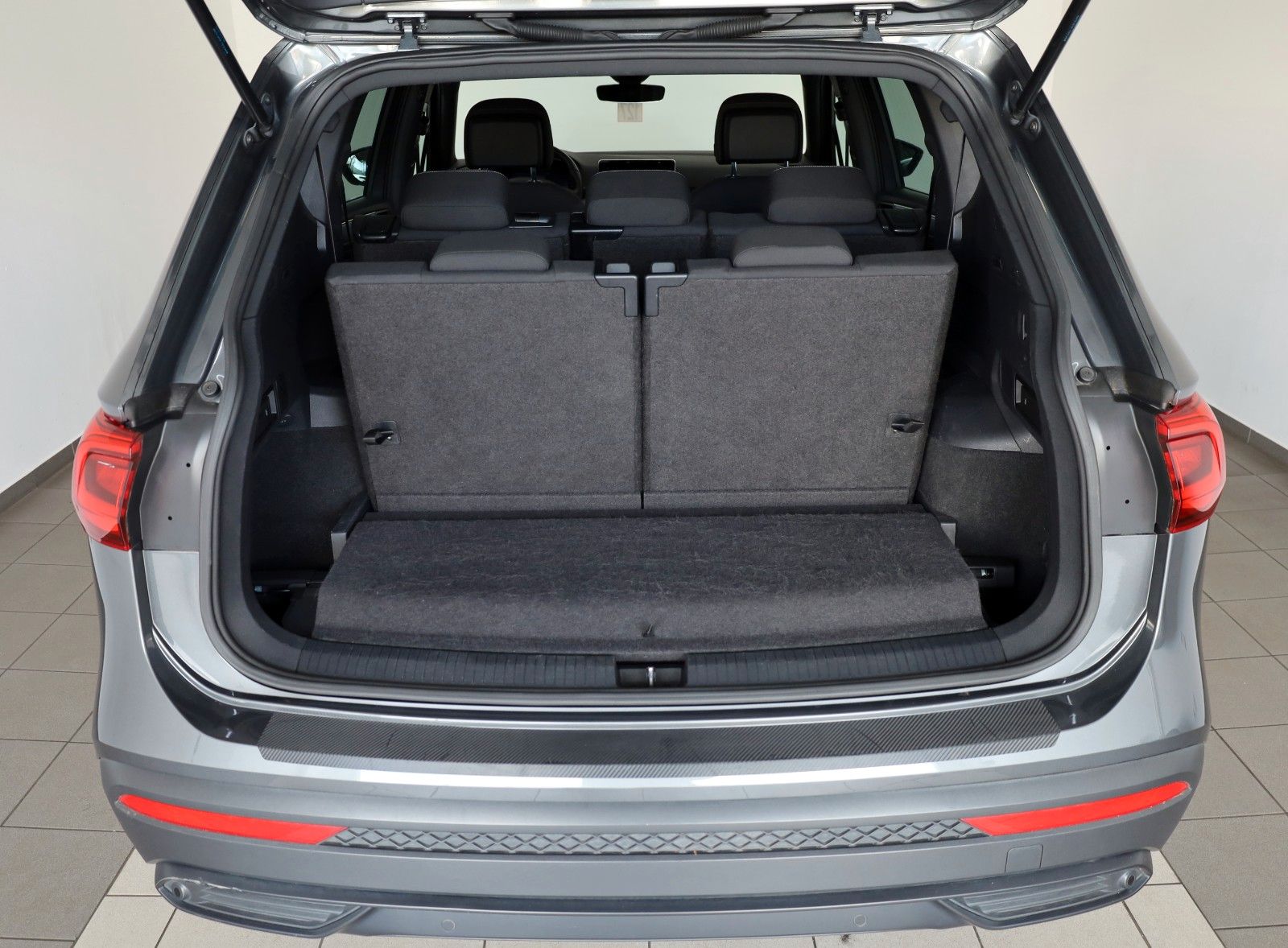 Fahrzeugabbildung SEAT Tarraco Style 7 Si.,Navi,LED,ACC,Kamera,AppleCar