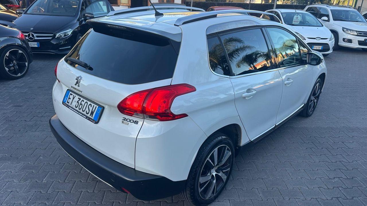 Peugeot 2008 2014 — двигун 1.560 cm³, 92 HP (68kW)