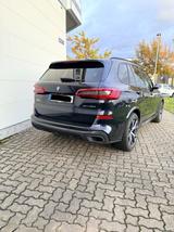 BMW X5 xDrive 30d M-Paket/Service/TÜV/HK/AHK/Panoram - Gebrauchtwagen in Karlsruhe