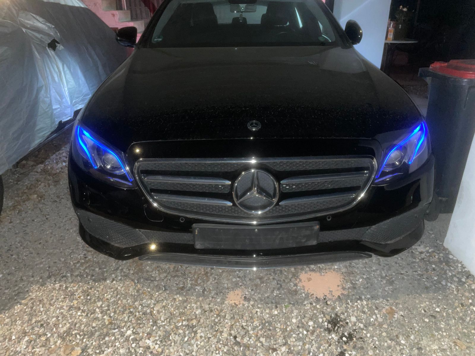 Mercedes-Benz E 200 d 2L. Aut Avantgarde PDC LED originalfarbe