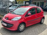 Peugeot 107 Filou/// KLimaanlage - rote Peugeot 107