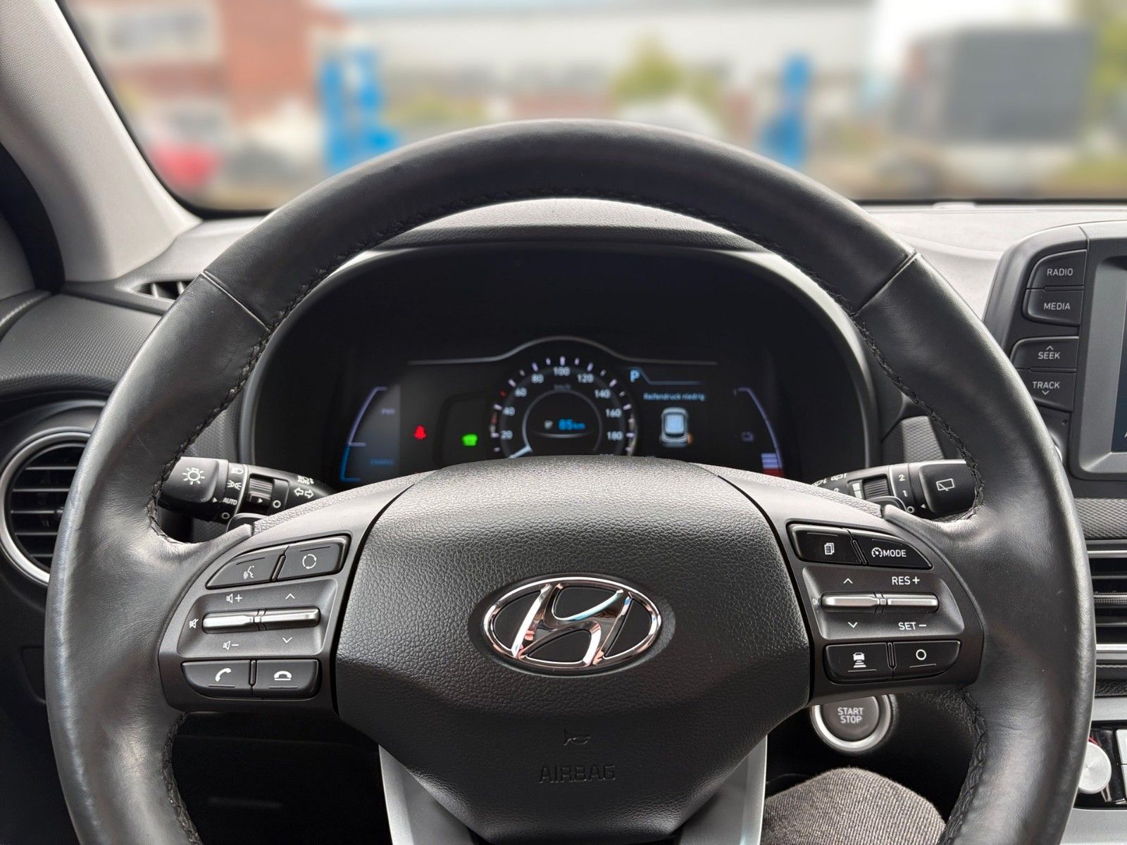 Fahrzeugabbildung Hyundai Kona Style Elektro