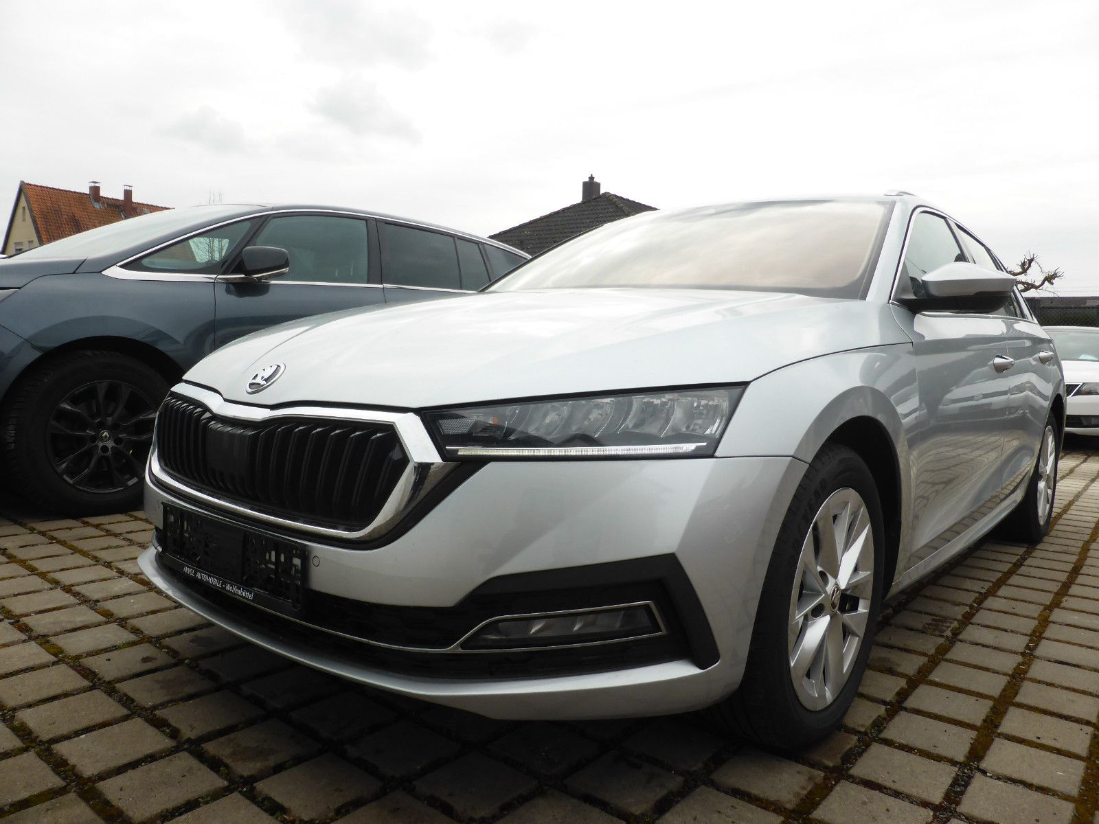 Skoda Octavia - 1