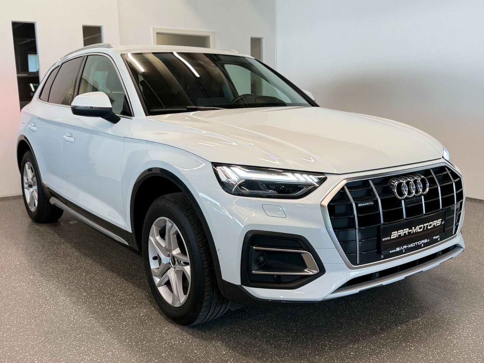 Audi Q5 40 TDI quattro *MATRIXSPORT*AHK*STHZ*LANE*ACC imagem 3