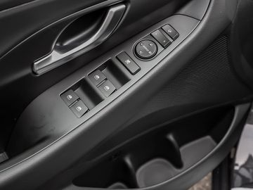 Hyundai i30 cw 1.0 Advantage Verkehrsschilder-Assistent