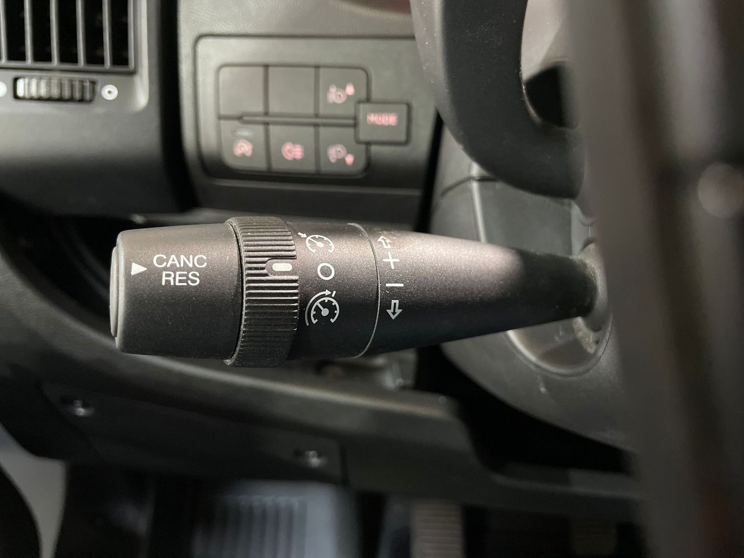 Fahrzeugabbildung Opel Movano HKa L2H2 3,5t Cargo Edition #Tempomat#PDC