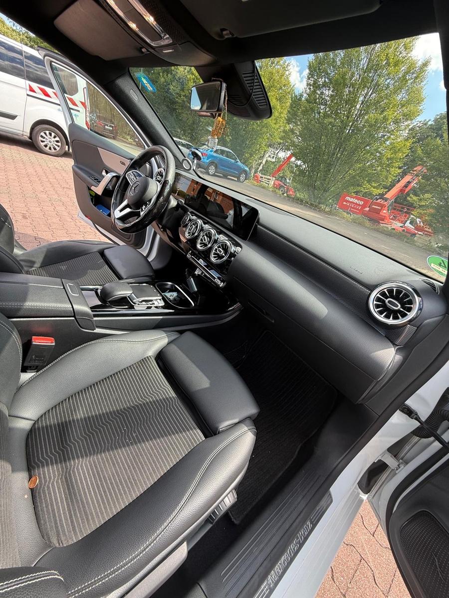 Mercedes-Benz A 250 e DCT Progressive