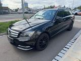 Mercedes-Benz C 180 T CGI BlueEfficiency/Klima/SHZ/Navi/PDC