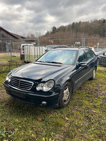 Mercedes-Benz C 220 C -Klasse T-Modell C 220 T CDI