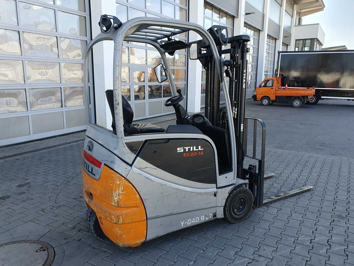 Fahrzeugabbildung Still RX20-14 / Triplex: 4.60m! / nur 1.907h! / SS