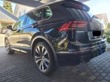 Volkswagen Tiguan 2.0 TDI SCR 140kW DSG 4MOTION Highlin... - Volkswagen Tiguan: 140