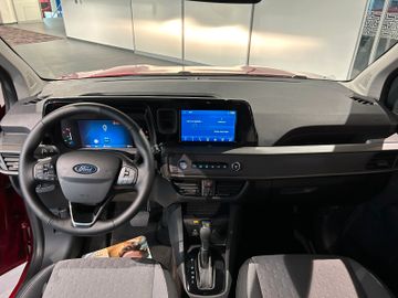 Ford Tourneo Courier Titanium Automatik AHK