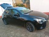 Mazda2 in schwarz - Mazda 2 in Braunschweig