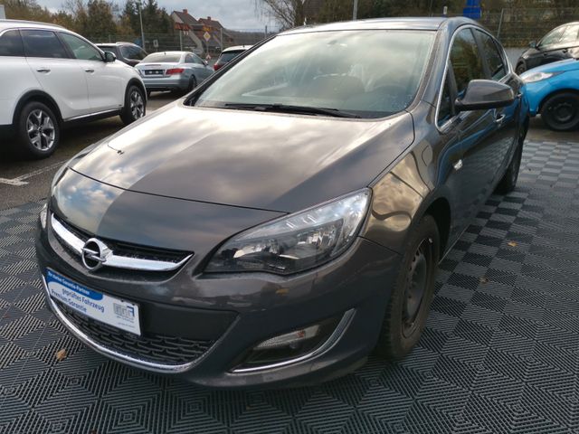 Opel Astra J Lim. 5-trg. Exklusiv