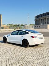 Tesla Model 3 Performance Neue Batterie & Felgen - Tesla Model 3 in Berlin