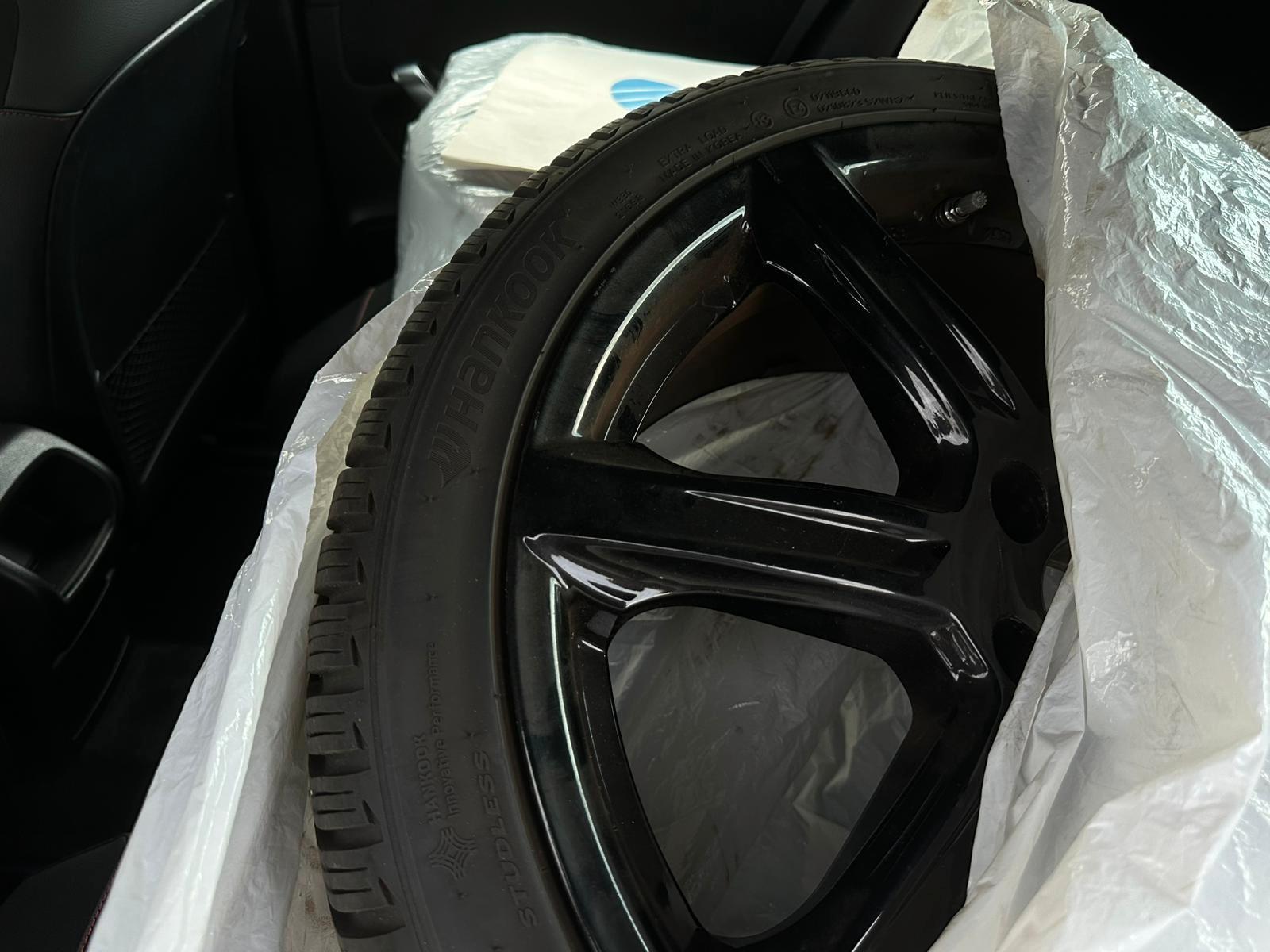 Mercedes-Benz A 250 AMG-Line GARANTIE/APPLE-CAR-PLAY/SPUR/LED