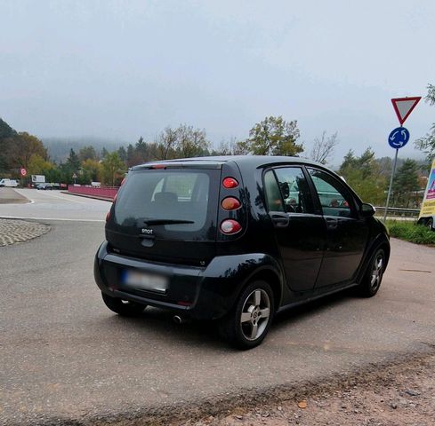 Smart Forfour 1.3 Benziner mit El  Panoram...