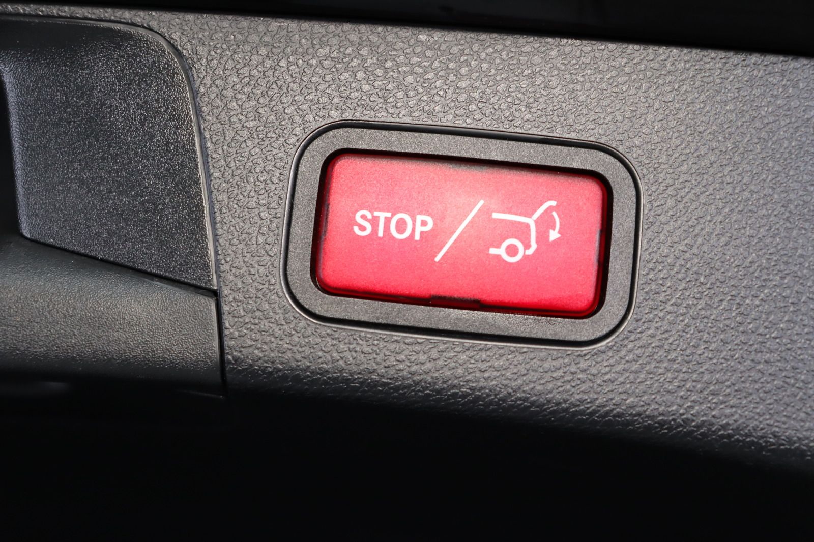 Fahrzeugabbildung Mercedes-Benz C 43 AMG 4Matic * Pano * LED * Parkassist.
