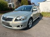 Toyota Avensis T25 2.2 D-CAT  Solide, spa... - Toyota Avensis aus 2005 mit Diesel-Antrieb
