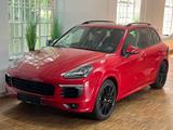 Porsche Cayenne S/ GTS/ACC/CAM/PANO/BOSE/APPROVED/2.Hand - Porsche Cayenne: Rot
