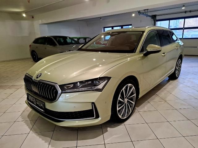 Skoda Superb 2.0TDI L&K DSG AHK SHZ NAVI LEDER