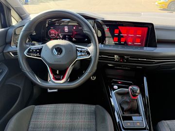 Volkswagen Golf VIII GTI+LED+AppC+LkHz+ACC+VirtualC++