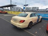Mercedes-Benz E 220 d Autom. - - Mercedes-Benz E 220 mit Diesel-Antrieb: Taxi, Limousine