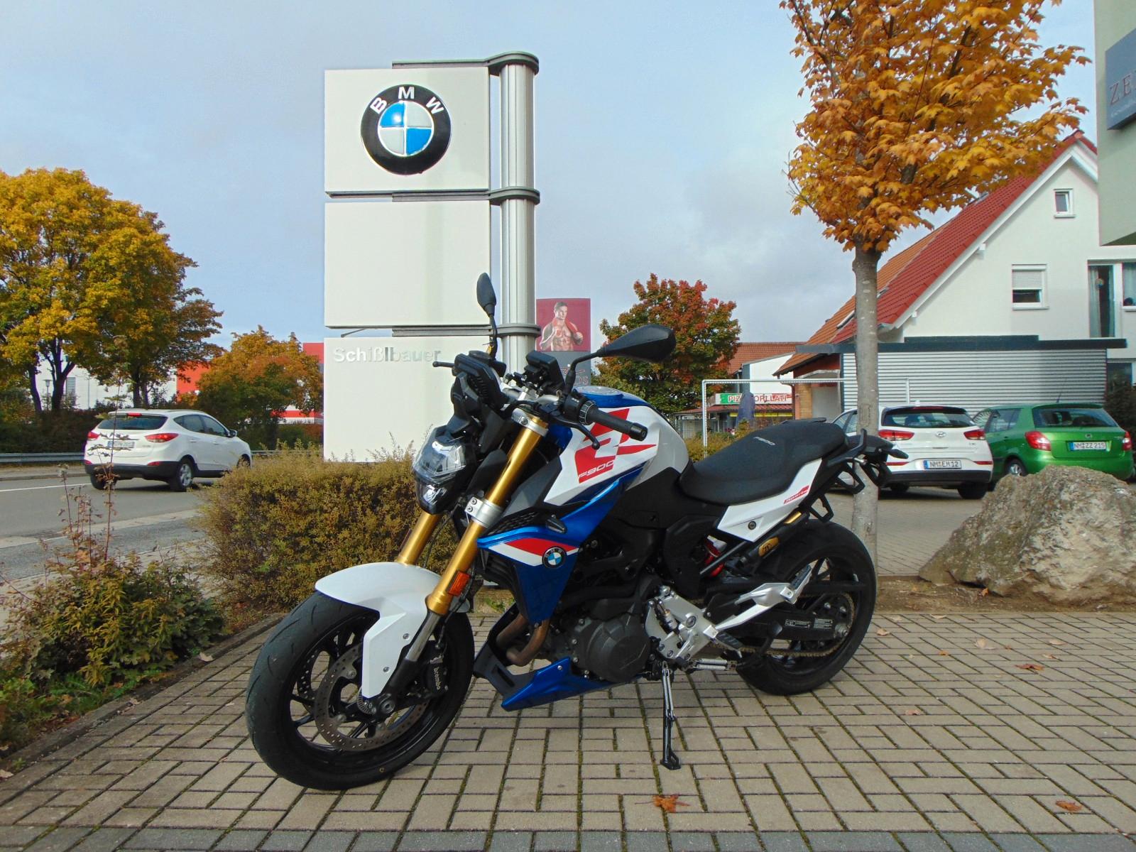 BMW F 900 R Style Sport 4 Pak nur 1456 km
